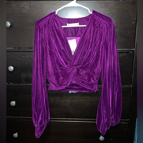 Zara Tops - NWT - Zara Womens Long Sleeve Crop Twist Top - Purple/Velvet - small